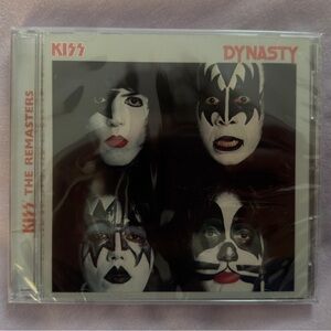 Kiss Dynasty CD